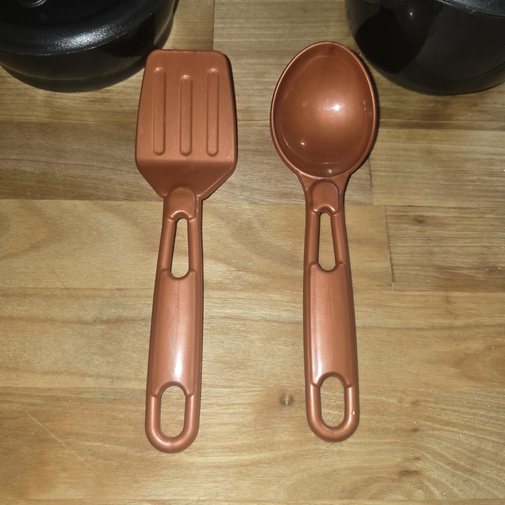 Kids Play Kitchen Cookware Set - Black and Copper - Picture 3 of 7